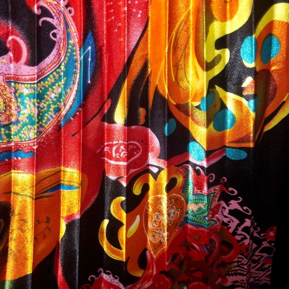 NWT Gorgeous Pleated Dress M - Picture 3 of 4